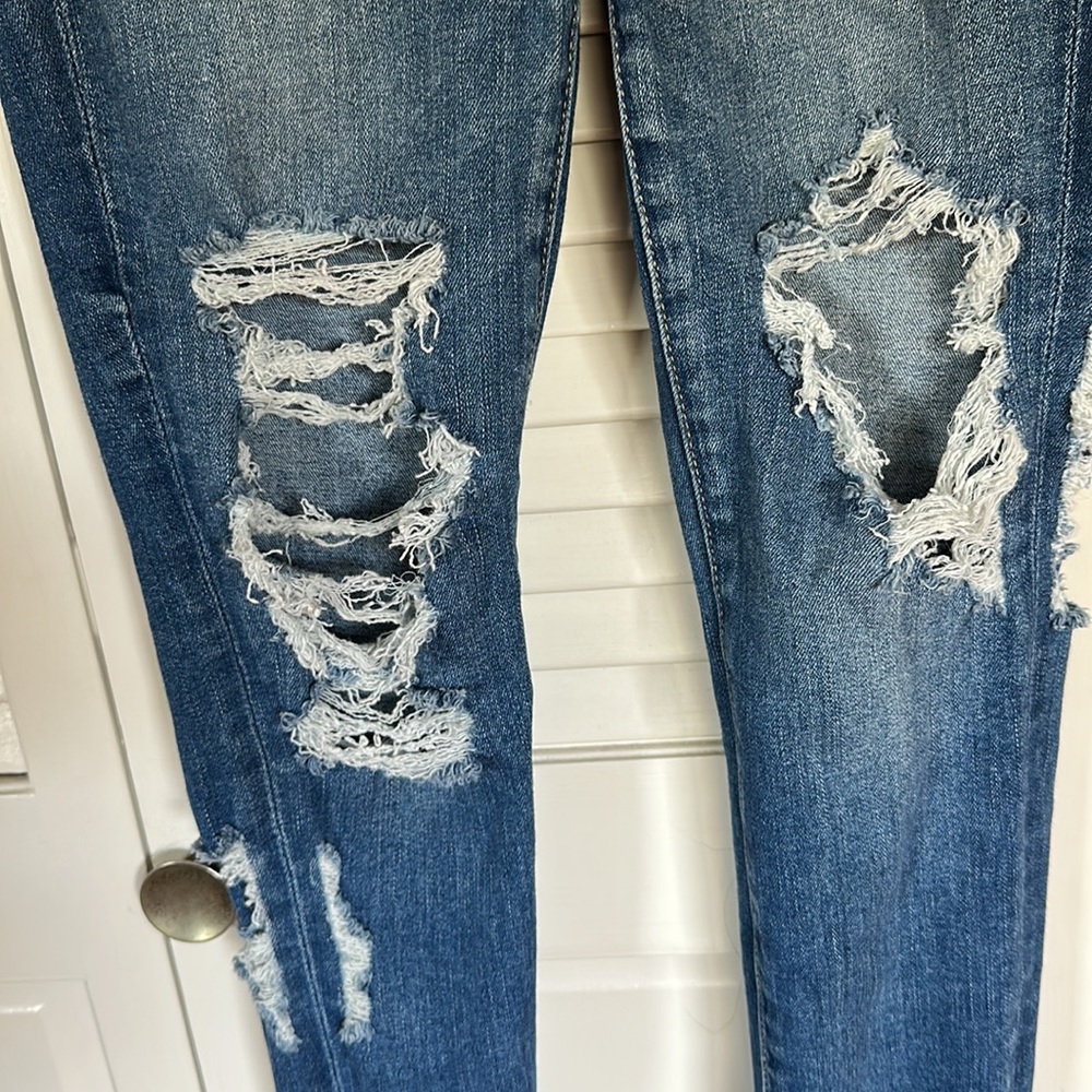 Jeans - Picture 2 of 4